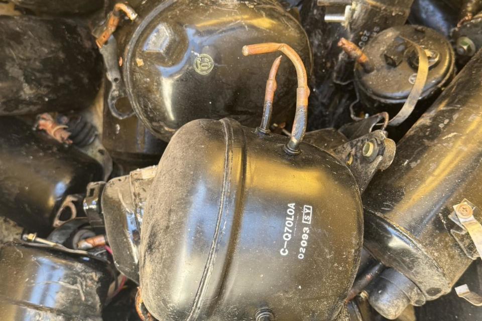 黒モーターの画像