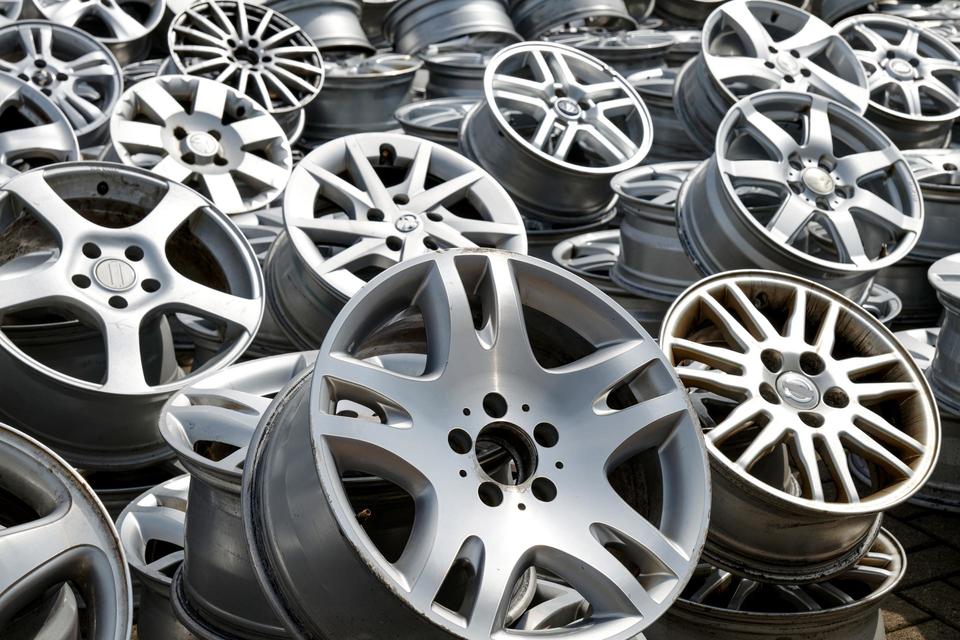 アルミホイールの画像